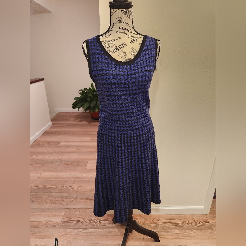 T Tahari size small sweater dress